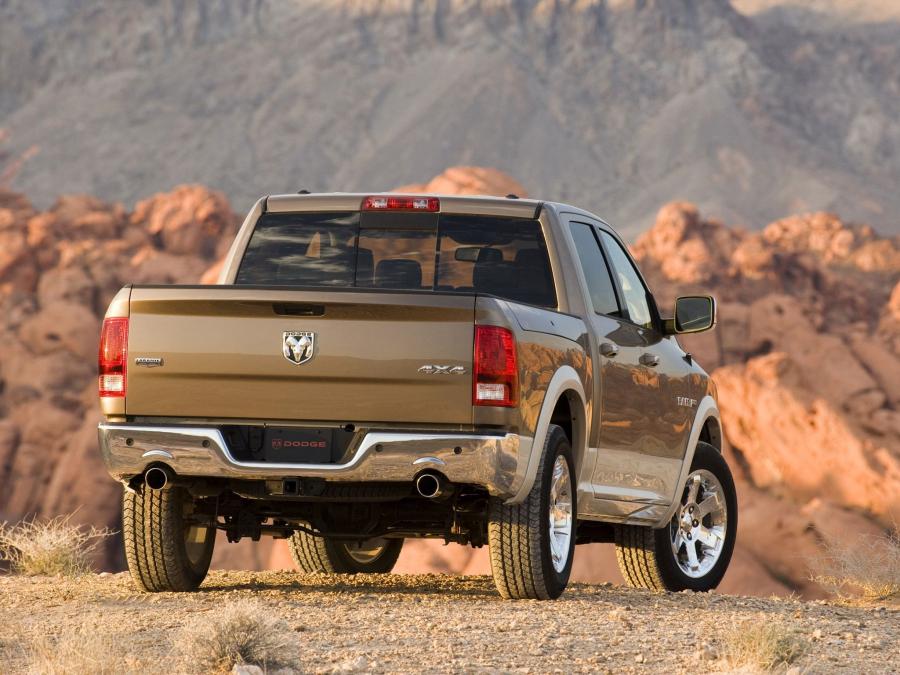  Dodge Ram 1500 Laramie Crew Cab 2008 года  (фото 4 из 30)